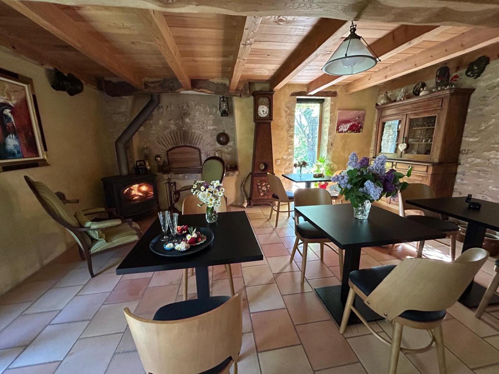Le Clos Pastel Chambres D'Hotes & Gite Virac ภายนอก รูปภาพ
