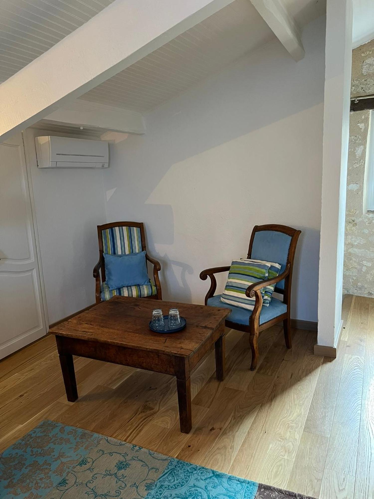 Le Clos Pastel Chambres D'Hotes & Gite Virac ภายนอก รูปภาพ